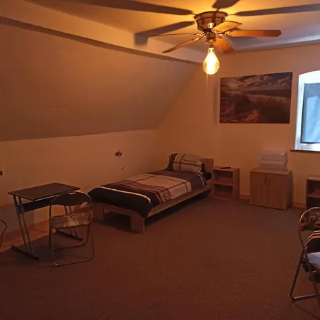 Landarbeiterhaus Hostel Mottingen